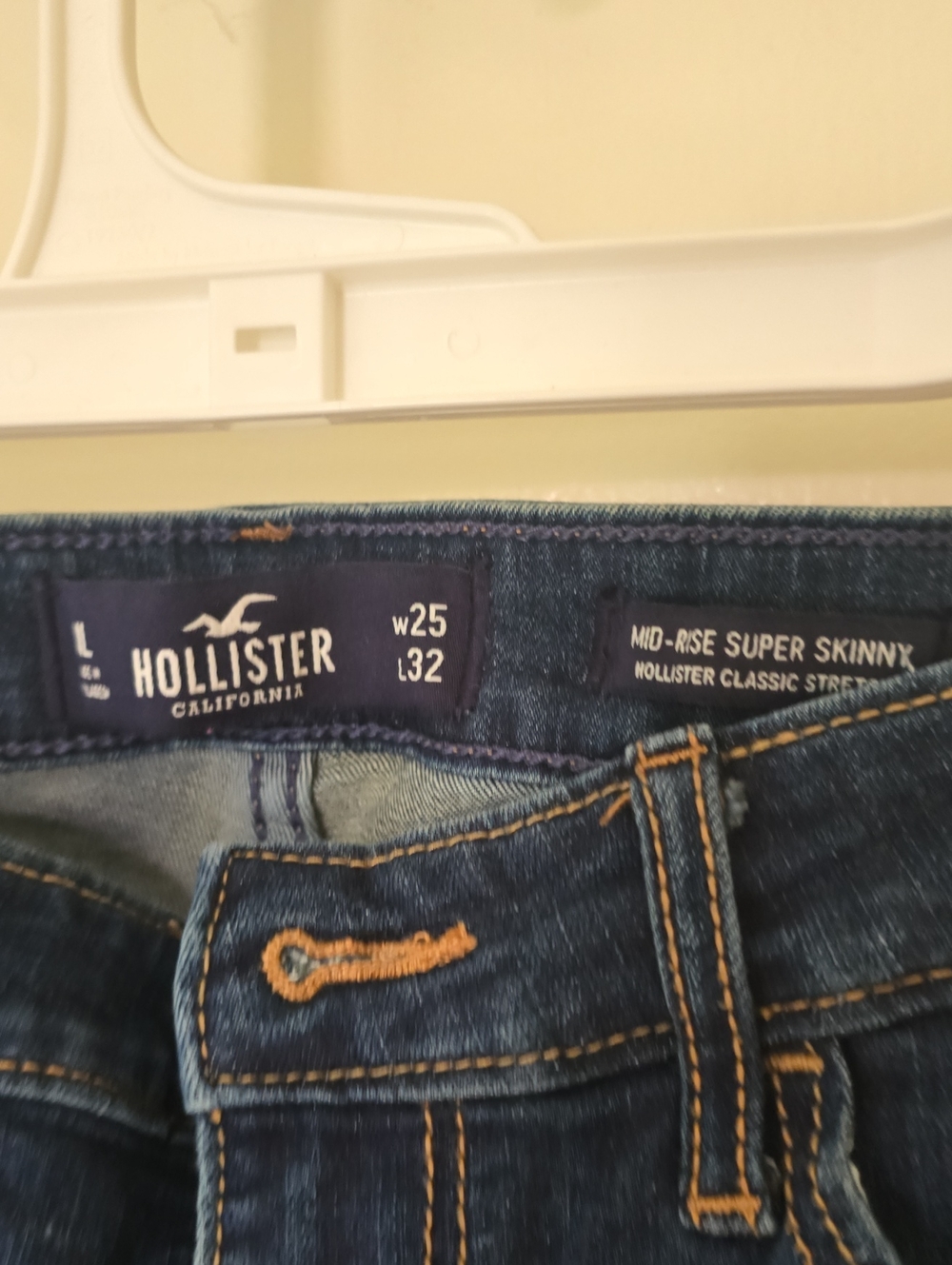 Hollister Dark Blue Mid-Rise Super Skinny Jeans 25x32 1L Tall